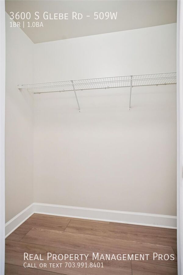 Building Photo - 3600 S Glebe Rd