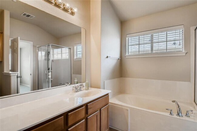 Building Photo - 14815 Avery Ranch Blvd