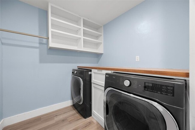 Building Photo - 5206 Emerald Forest Dr