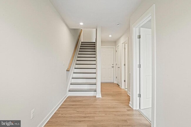 Building Photo - 2172 Glacier Rd