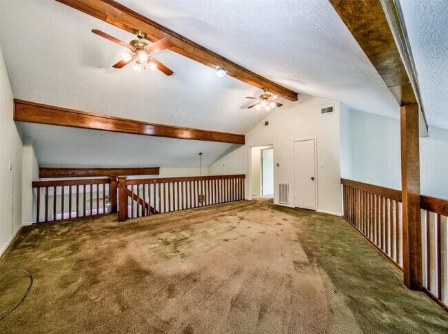 Building Photo - 8022 La Brea Dr
