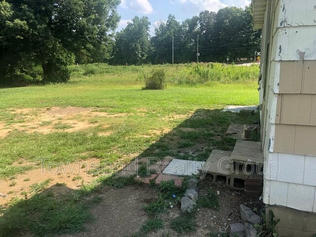 Building Photo - 2209 Culp Cir