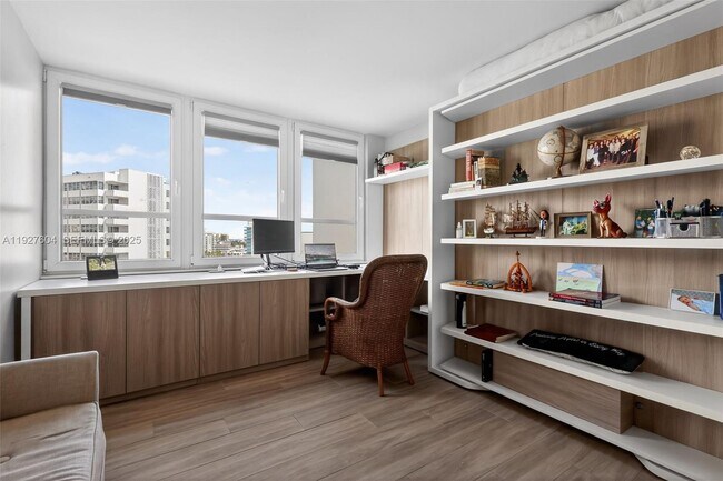 Building Photo - 11 Island Ave