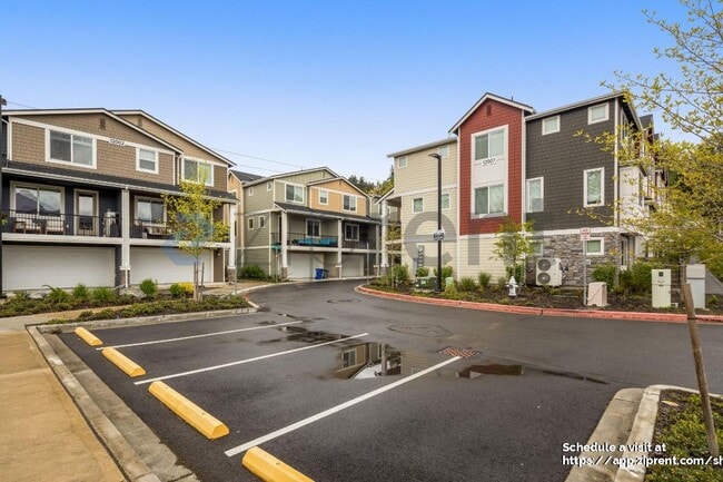 Building Photo - 12124 NE 194th Ct