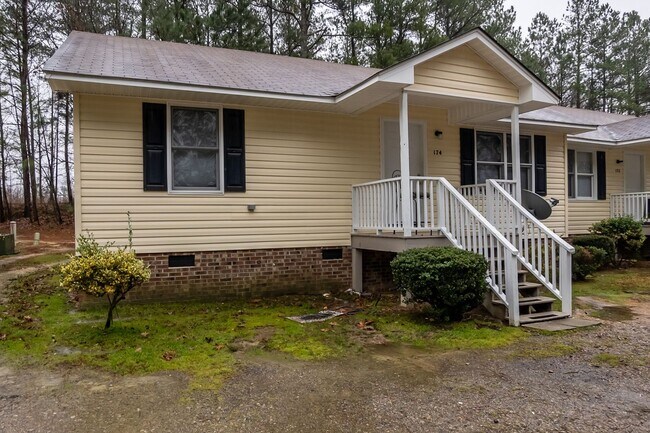 Building Photo - Kittrell Duplex 2