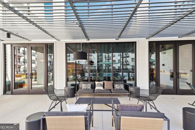 Building Photo - 2945 Cumberland Mall