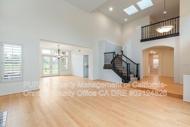 Building Photo - 11930 N Riviera