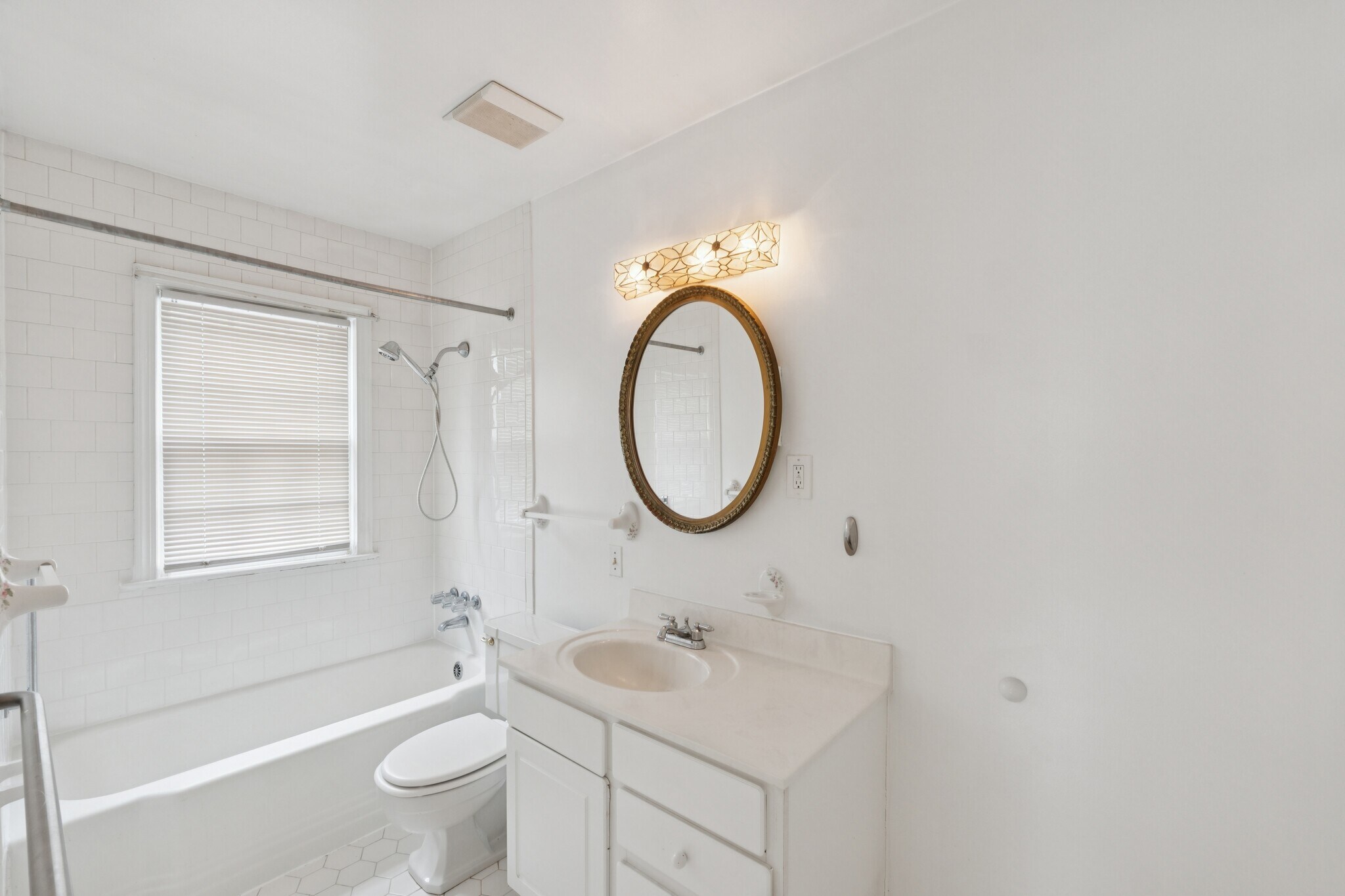 Building Photo - 4603 Knox Rd