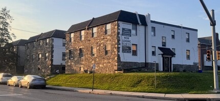 Building Photo - 2301 Haverford Rd