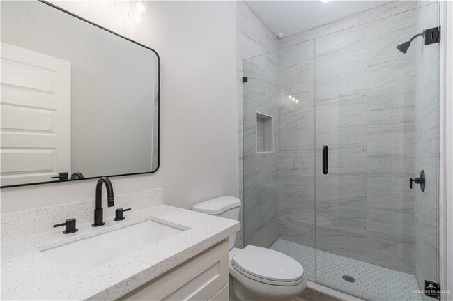 Building Photo - 11405 N 25th St