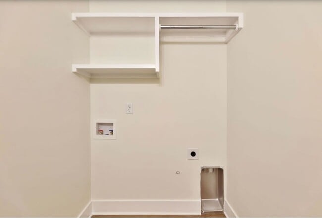 Building Photo - 17003 W Kashmir St