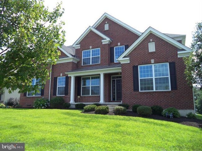 Building Photo - 2804 Hoffs Way