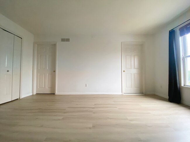 Building Photo - 3981 Forester Blvd