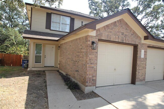 Building Photo - 7205 Aldea Dr