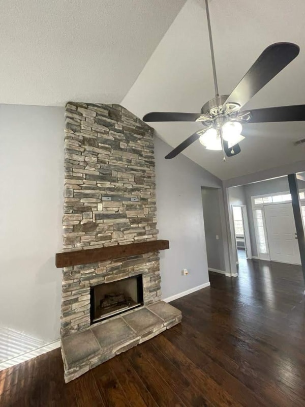Building Photo - 103 Lantana Ct