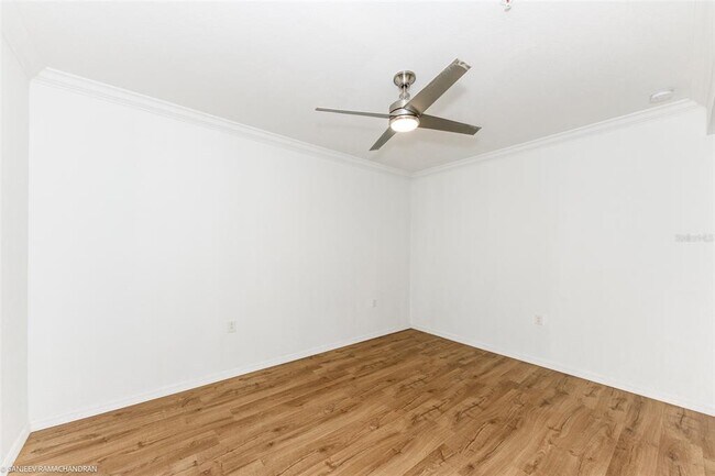Building Photo - 14091 Heritage Landing Blvd
