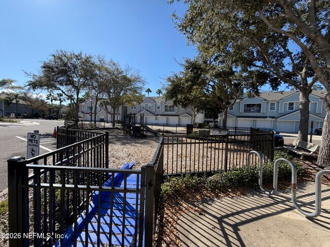 Building Photo - 8212 White Falls Blvd