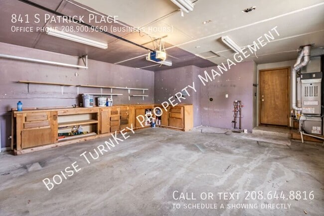 Building Photo - Cute 3/2--Awesome Location/ freeway access...