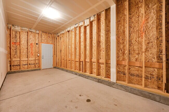 Building Photo - $2,650 - 3 Bed, 2.5 Bath Home in Co Spring...