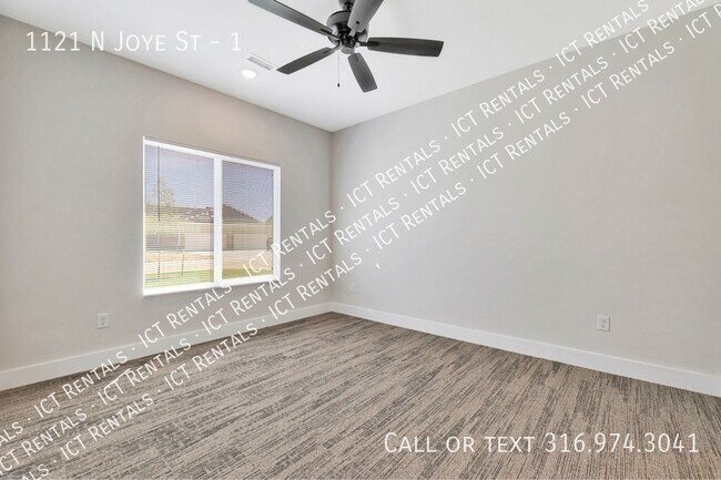 Building Photo - 1121 N Joye St