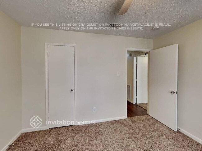 Building Photo - 16915 Bally Castle Dr