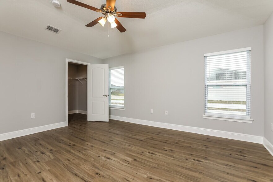 Building Photo - 278 Beckenham Dr