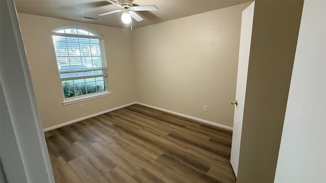 Building Photo - 16806 Pheasant Creek Ct