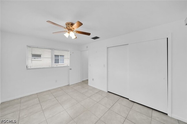 Building Photo - 1207 SE 40th Terrace