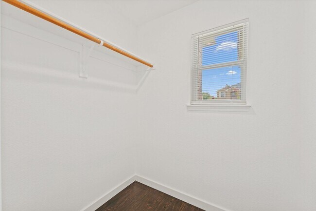 Building Photo - 5311 Freestone Dr