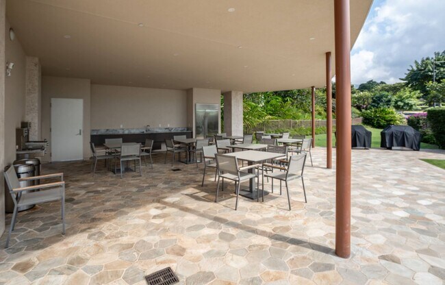 Building Photo - Beautiful Fully Furnished, 3 Bed/3 Bath Makali'i at Wailea Townhome with Infinity Pool