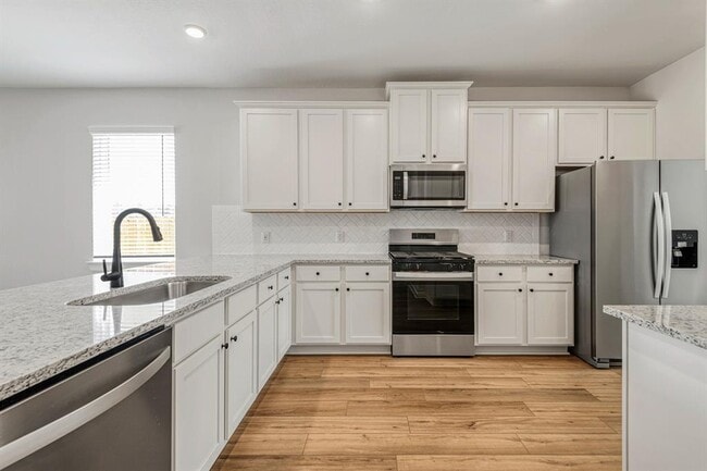 Building Photo - 15691 Honey Cv Dr