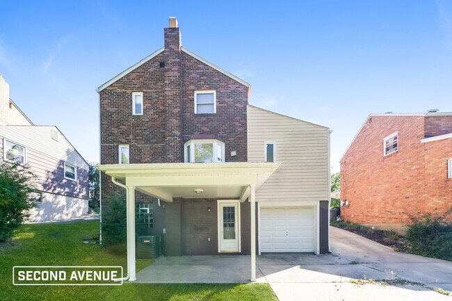 Building Photo - 512 Veronica Dr