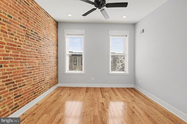 Building Photo - 1814 Jackson St