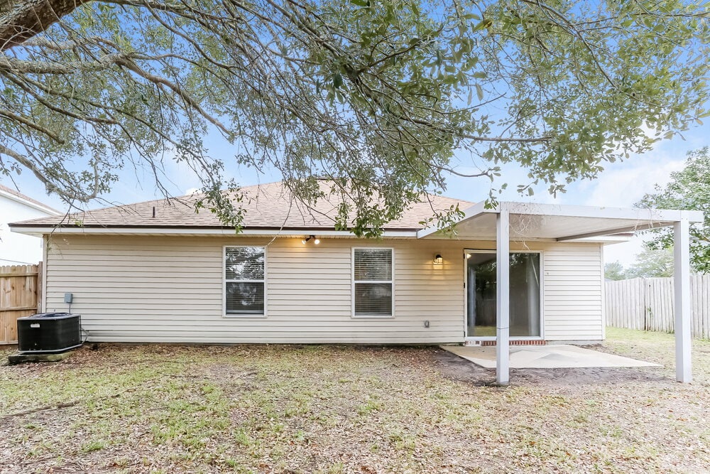 Building Photo - 1453 Seawolf Trail N