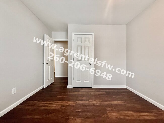 Building Photo - 3 Bedroom house