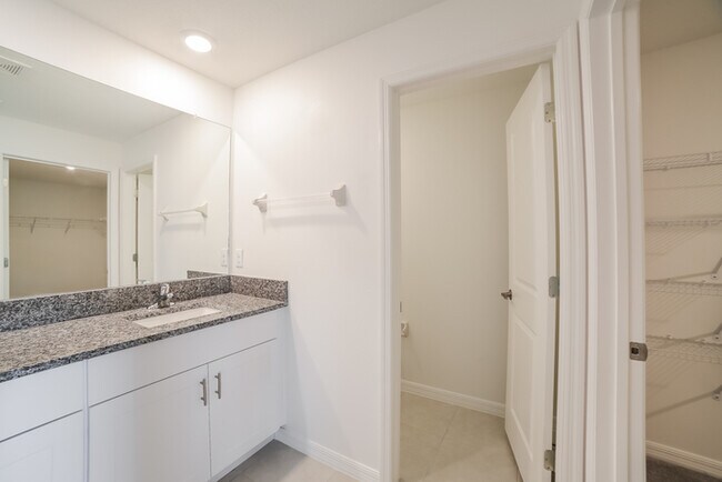 Building Photo - 4125 84th Ct E