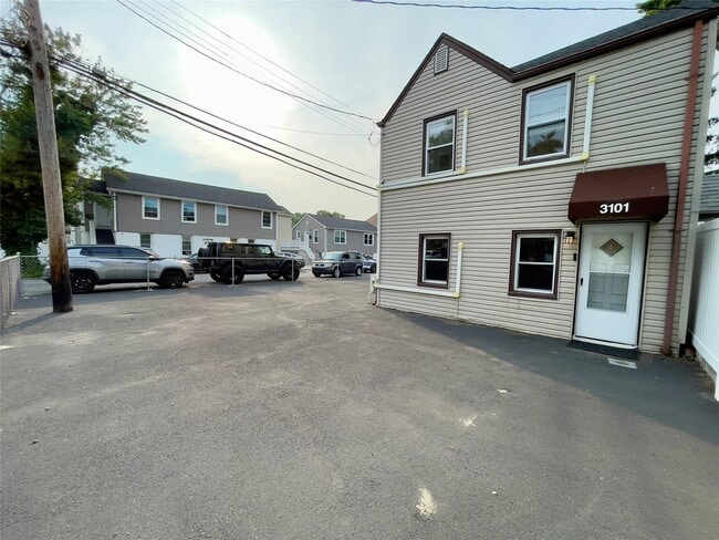 Primary Photo - 3101 Wissman Ave