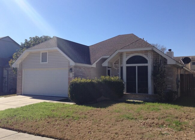 Building Photo - 314 Scotch Rose Ln