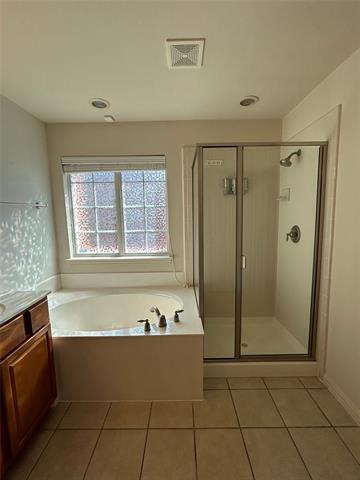 Building Photo - 4840 Van Zandt Dr