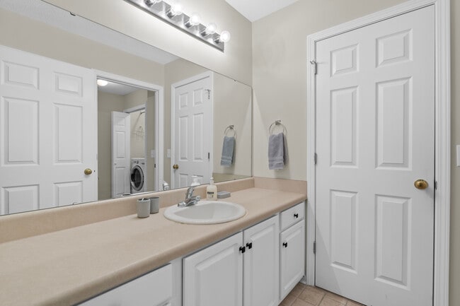 Building Photo - 115 Fair Haven Way