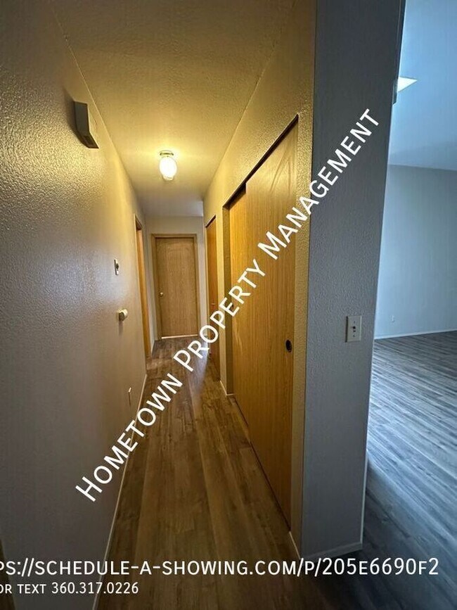 Building Photo - 9614 Espirit Ct SE