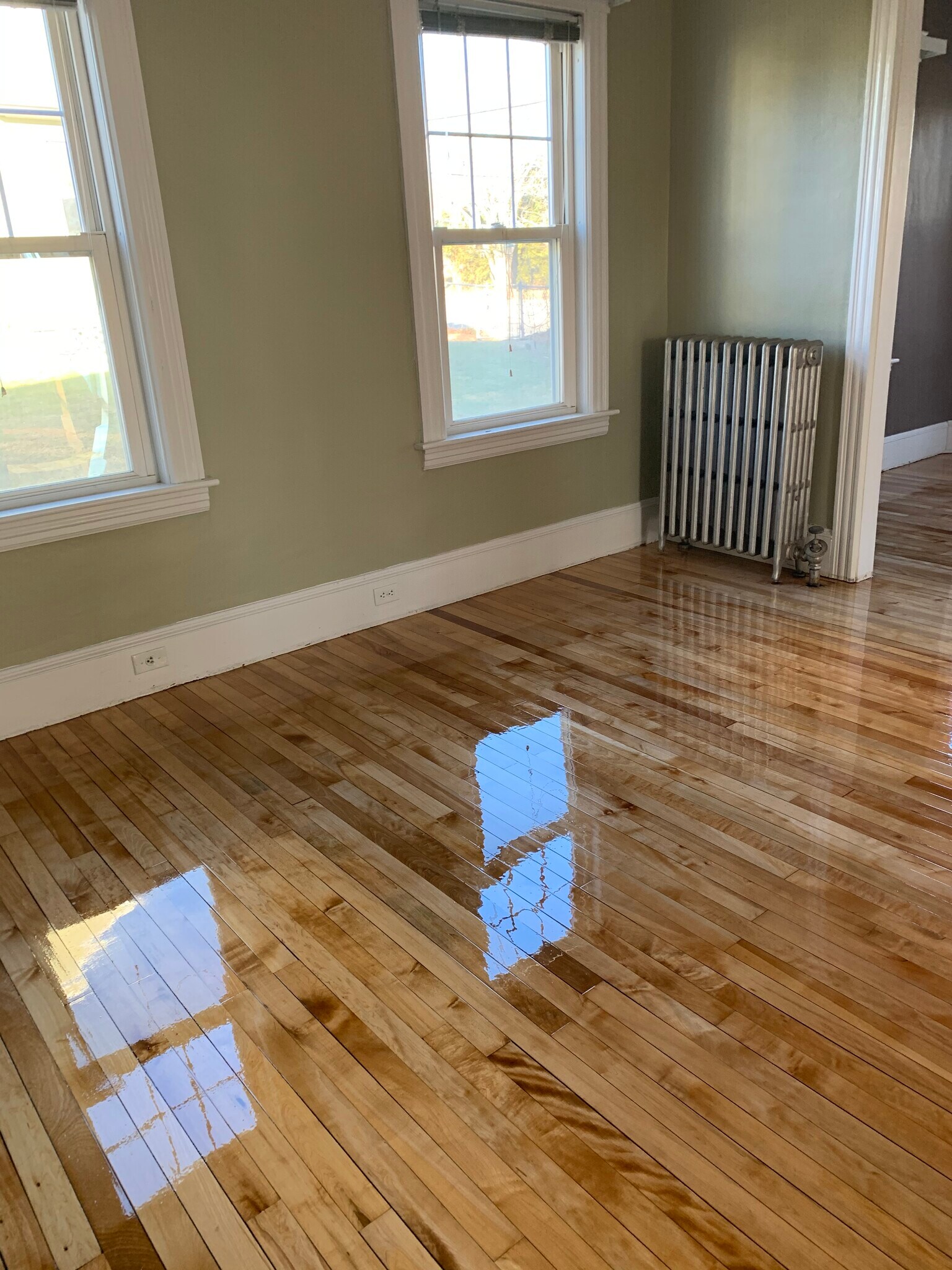 Building Photo - 468 Massasoit Rd