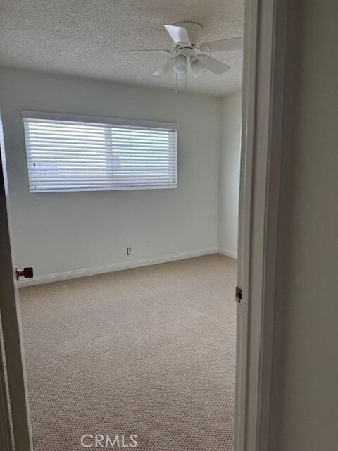 Building Photo - 207 W Marquita