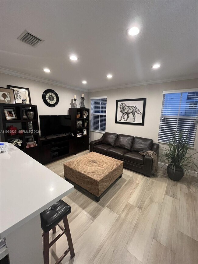 Building Photo - 10872 SW 89th St