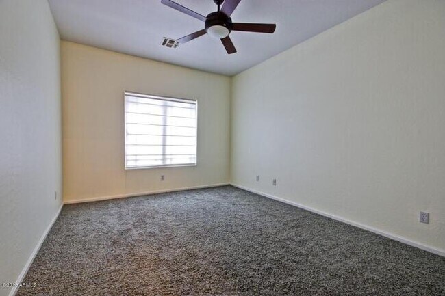 Building Photo - COMING SOON!! 5 bed 3 bath, 3000 + SFT with pool in Carino Estates, Chandler