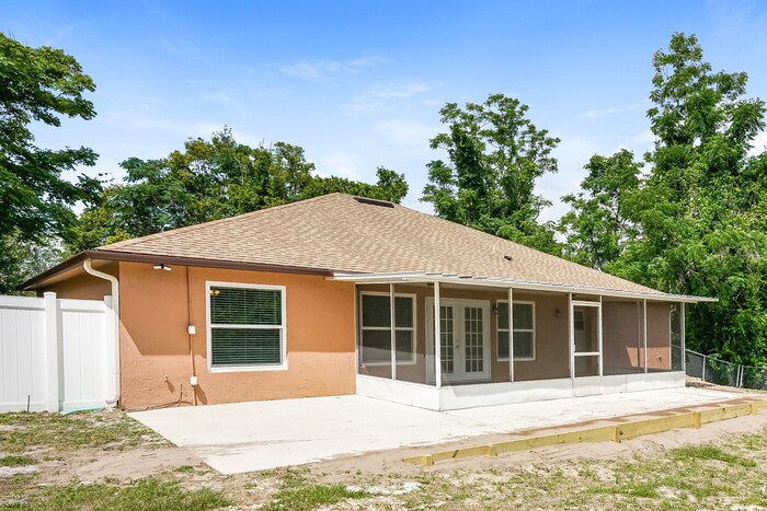 Building Photo - 927 Westline Ave