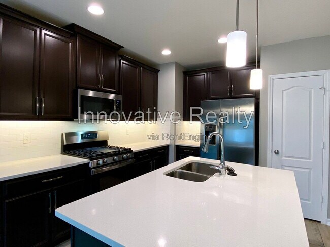 Building Photo - 302 Cedar Bark Ln