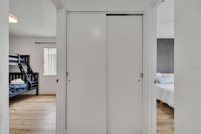 Building Photo - 153 Sandalwood Dr