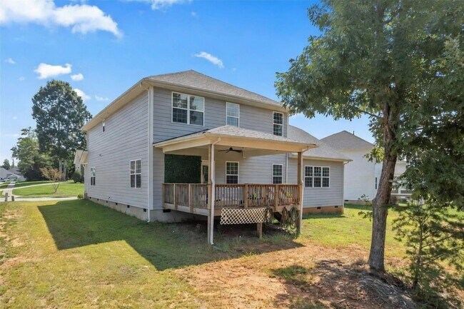 Building Photo - 11732 Glenwood Dr