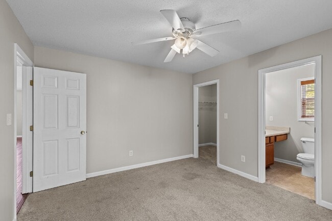 Building Photo - 178 Kelly Cir